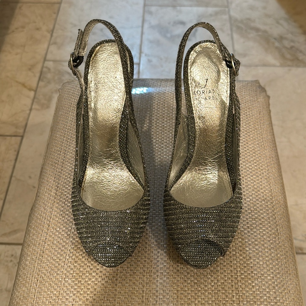 Fashion sandals